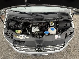 Volkswagen Transporter 2.0 TDI  L2H3 Highline Automaat picture 18