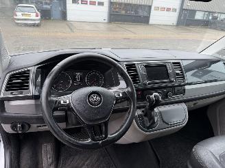 Volkswagen Transporter 2.0 TDI  L2H3 Highline Automaat picture 17