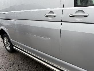 Volkswagen Transporter 2.0 TDI  L2H3 Highline Automaat picture 4