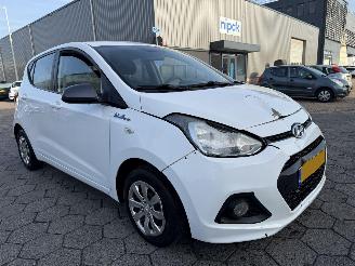 Hyundai I-10 1.0i i-Motion Comfort picture 3