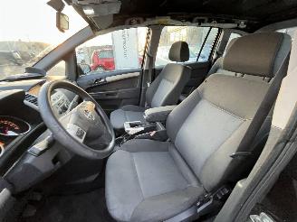 Opel Zafira 1.8 Temptation picture 16