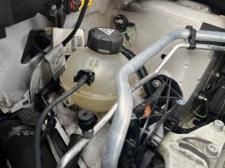 Peugeot Partner 1.6 BlueHDI Premium picture 8