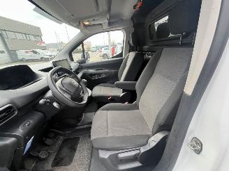 Peugeot Partner 1.6 BlueHDI Premium picture 13