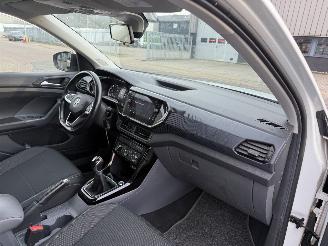 Volkswagen T-Cross 1.0 TSI Life picture 19