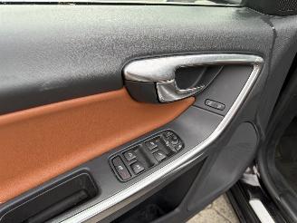 Volvo V-60 2.4 D6 AWD Plug-In Hybrid Summum picture 10