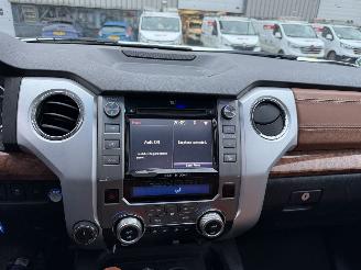 Toyota Tundra 5.7 V8 Double Cab picture 19