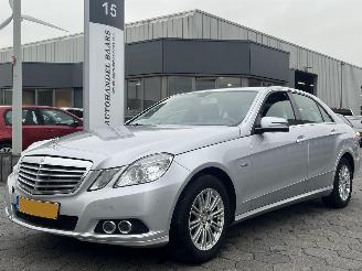 Vaurioauto  passenger cars Mercedes E-klasse 200 CGI Business Class Elegance 2012/3