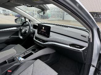 Skoda Enyaq iV 80 Business Edition Plus picture 18