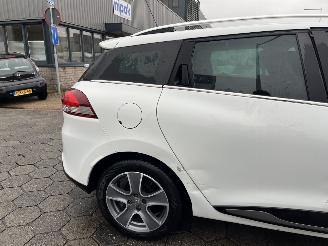 Renault Clio Estate 0.9 TCe Night&Day picture 8