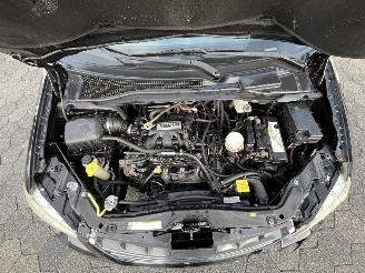 Chrysler Grand-voyager 3.8 V6 LX picture 7