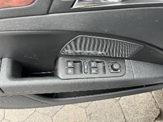 Skoda Superb Combi 1.8 TSI Elegance Business Line picture 14