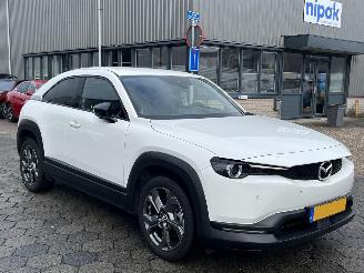 Mazda MX-30 e-SkyActiv 145 Comfort 36 kWh picture 3