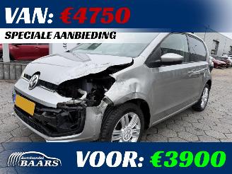 krockskadad bil auto Volkswagen Up! 1.0 BMT high up! 2018/11