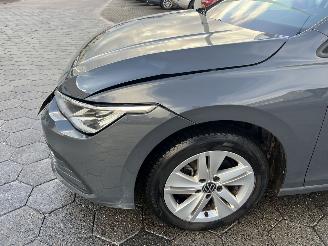 Volkswagen Golf 1.0 eTSI Life picture 7