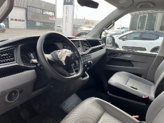 Volkswagen Transporter 2.0 TDI L2H1 28 picture 13
