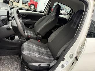 Peugeot 108 1.0 e-VTi Active picture 11