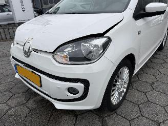 Volkswagen Up! 1.0 high up! BlueMotion picture 16