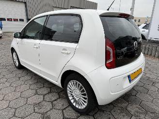 Volkswagen Up! 1.0 high up! BlueMotion picture 6
