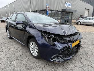 uszkodzony samochody osobowe Toyota Corolla Touring Sports Hybrid 140 Active 2024/6