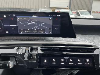 Peugeot e-3008 Allure Avantage 210 73 kWh picture 20