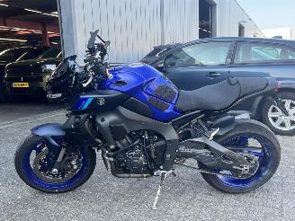 uszkodzony motocykle Yamaha MT-10 Tour ABS 2022/5
