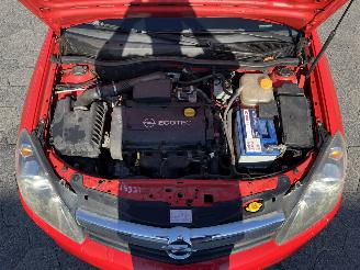 Opel Astra 1.6 Edition picture 7