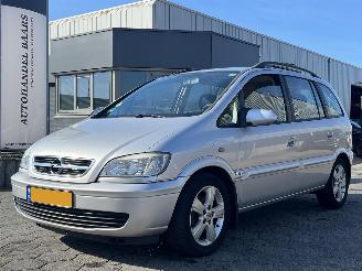 Damaged car Opel Zafira 1.6-16V Maxx 2004/2