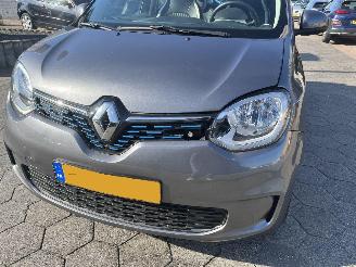 Renault Twingo Z.E. R80 Intens picture 7