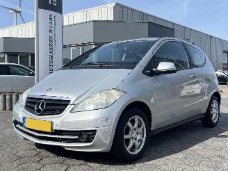 krockskadad bil auto Mercedes A-klasse 160 BlueEFFICIENCY Avantgarde 2009/9