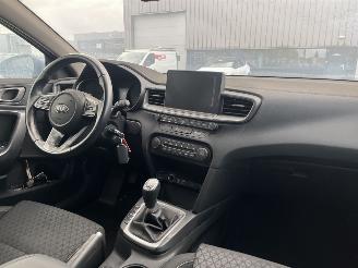 Kia Ceed 1.0 T-GDi DynamicLine picture 9
