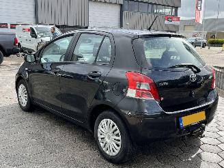 Toyota Yaris 1.3 VVTi Comfort picture 6