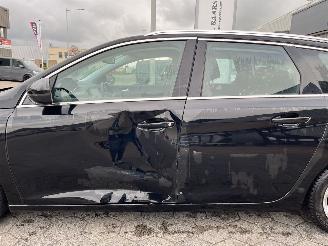 Peugeot 308 SW 1.2 PureTech Allure picture 9