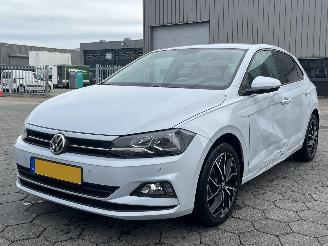 krockskadad bil auto Volkswagen Polo 1.0 MPI Comfortline 2019/1