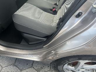 Toyota Yaris 1.5 Hybrid Lease picture 11