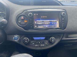 Toyota Yaris 1.5 Hybrid Lease picture 19