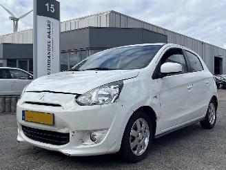 uszkodzony samochody osobowe Mitsubishi Space-star 1.0 Bright 2015/7