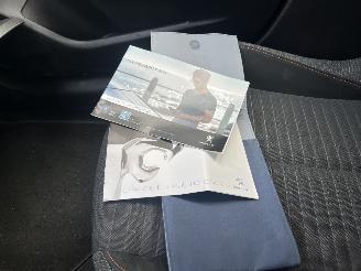 Peugeot 208 1.2 PureTech Active picture 19