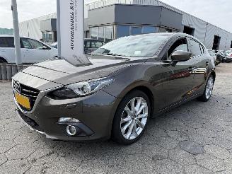 Vaurioauto  passenger cars Mazda 3 2.0 GT-M 2014/7