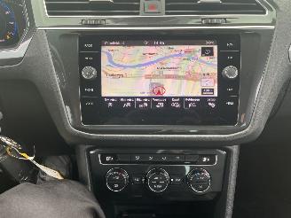 Volkswagen Tiguan 1.5 TSI R-line NAP picture 19