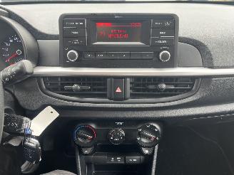 Kia Picanto 1.0 CVVT EconomyPlusLine picture 17