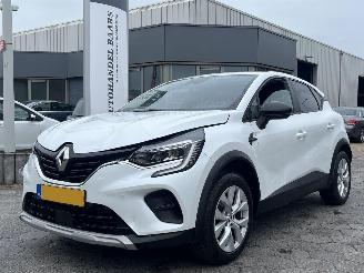 skadebil auto Renault Captur 1.6 E-Tech Hybrid 145 Zen 2022/9