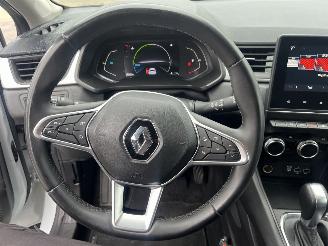 Renault Captur 1.6 E-Tech Hybrid 145 Zen picture 15