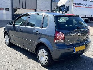 Volkswagen Polo 1.4-16V Comfortline picture 6