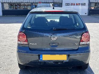 Volkswagen Polo 1.4-16V Comfortline picture 5