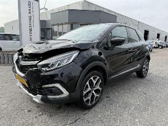 Voiture accidenté Renault Captur Automaat 1.3 TCe Initiale Paris 2019/11