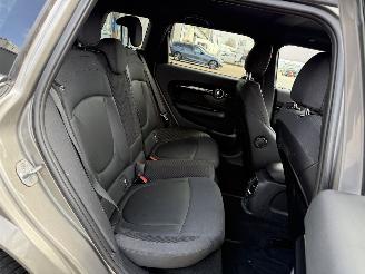 Mini Clubman Cooper Chili Serious Business picture 12