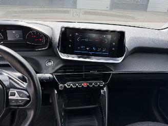 Peugeot 208 1.2 PureTech Active picture 19