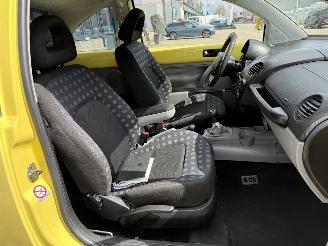 Volkswagen Beetle 2.0 Highline picture 12