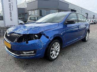 Voiture accidenté Skoda Rapid Spaceback 1.0 TSI Greentech Clever 2018/10