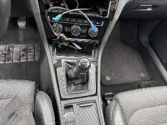 Volkswagen Golf  picture 20